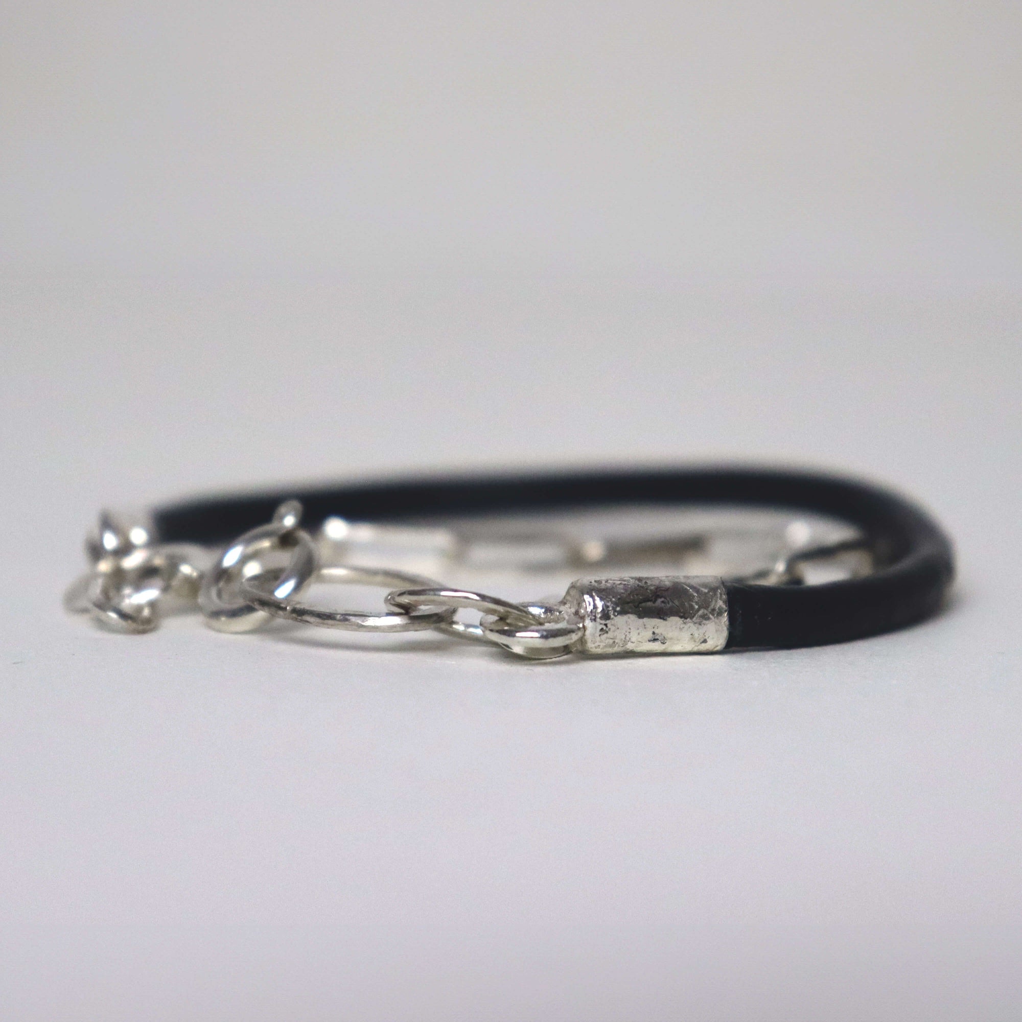 925  silver links with black leather – Roff Jewellery design