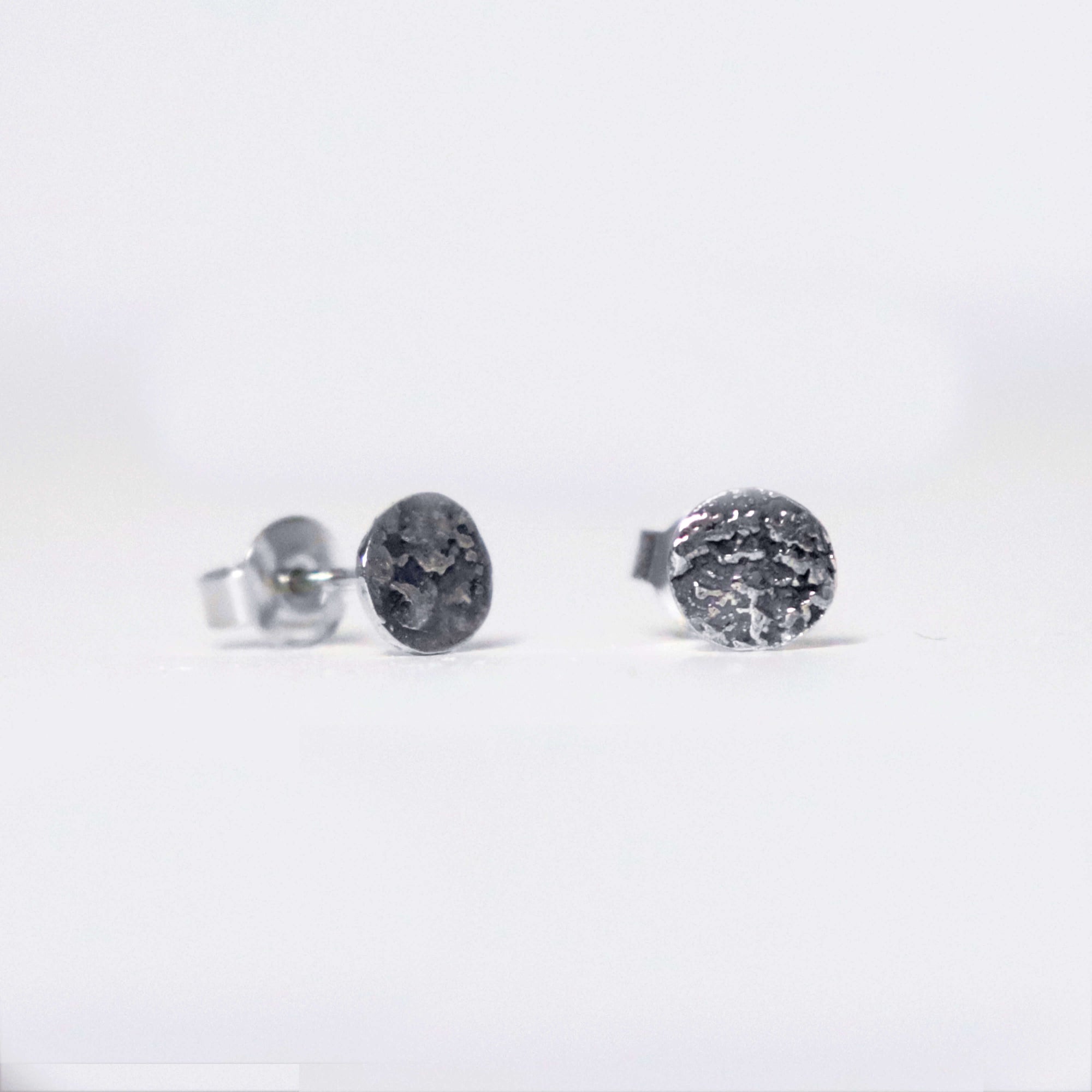 Silver stardust stud earrings – Sterling silver