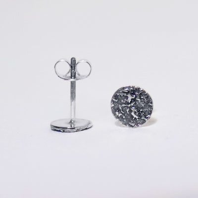Handmade silver round stud earrings textured dark finish – Roff Jewellery