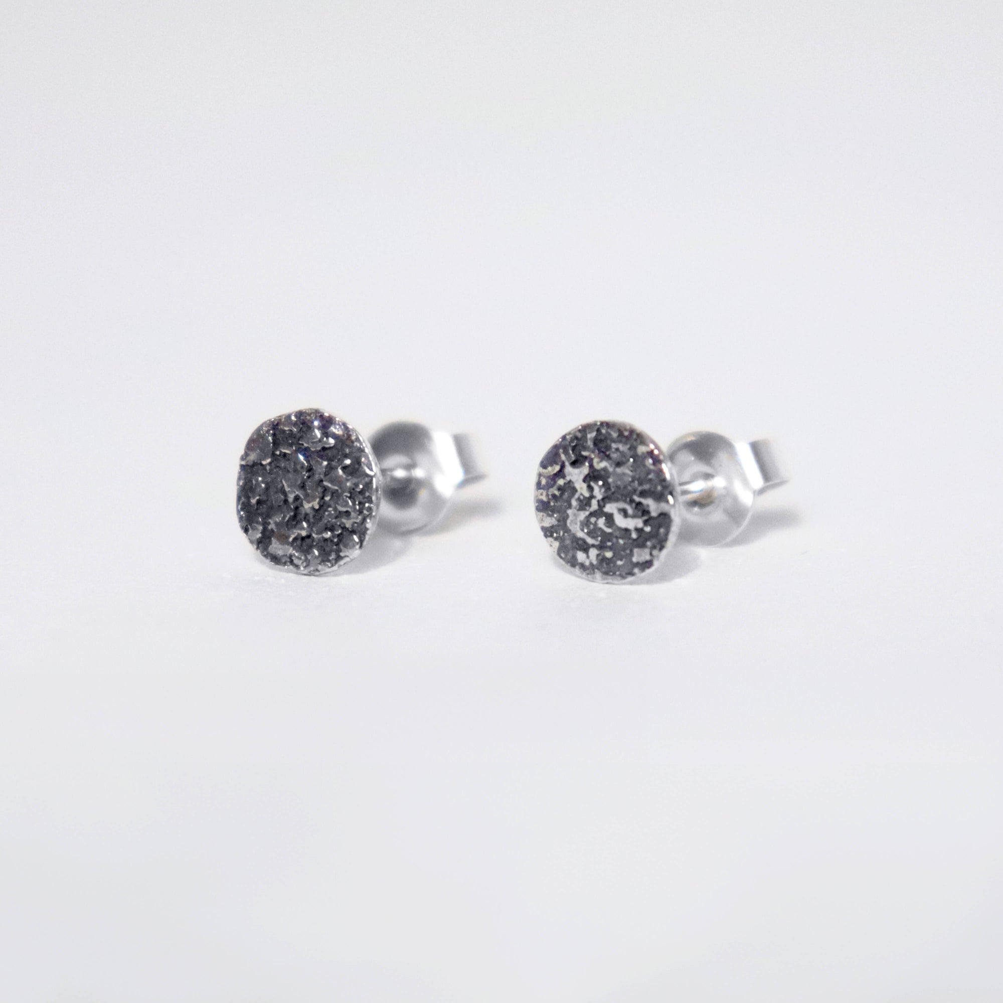 Silver stardust stud earrings – Sterling silver