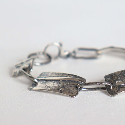 retro style sterling silver bracelet, unisex, raw silver plates, 18,5 cm long, artisan made by roff