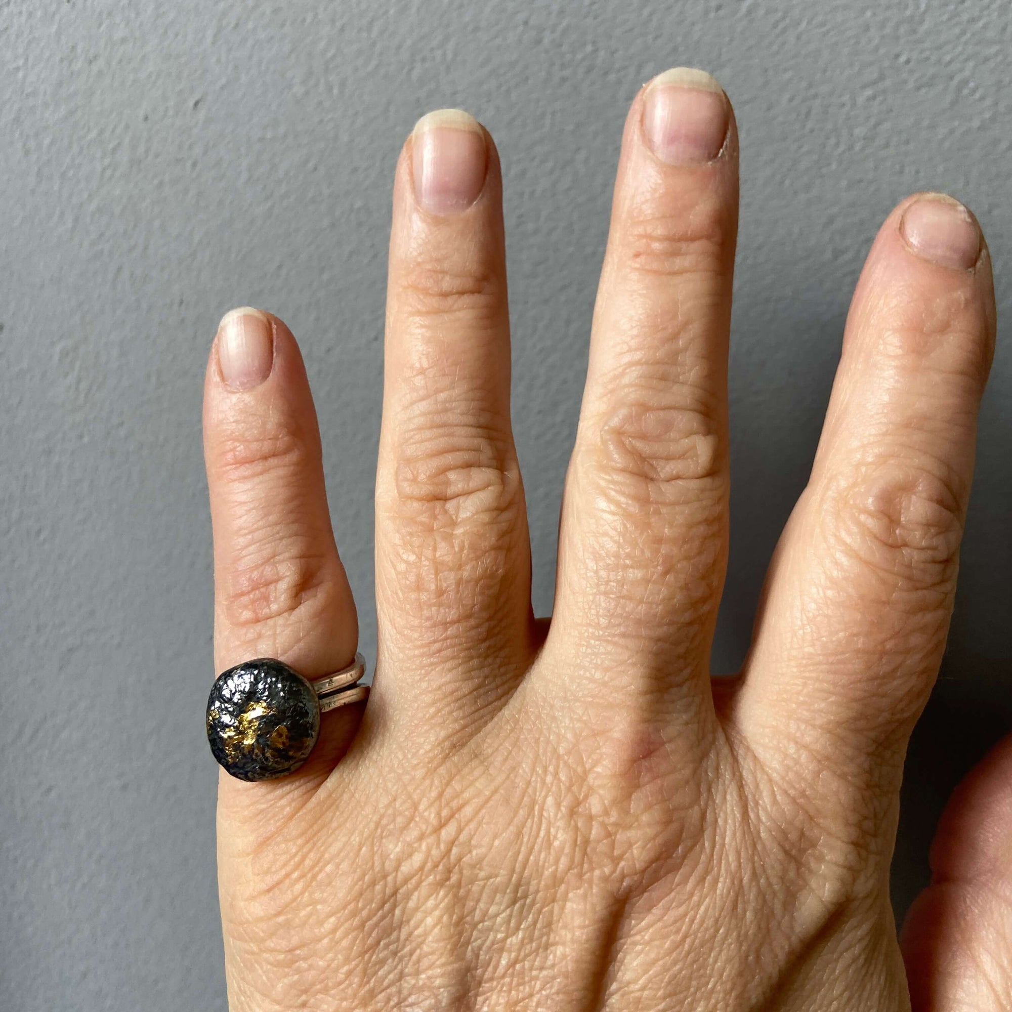 pink ring, small size ring, silver ladies ring, handmade keumboo ring with gold, by roff jewellery