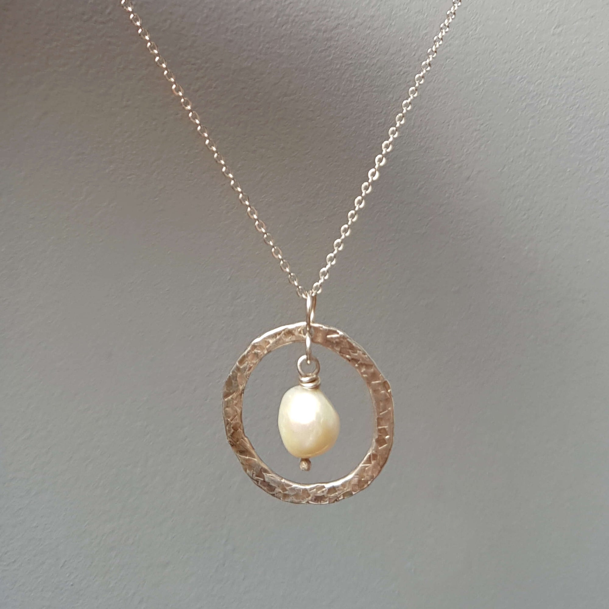 silver pearl necklace for women, hammered and oxidized silver pendant, round, handmade by roff