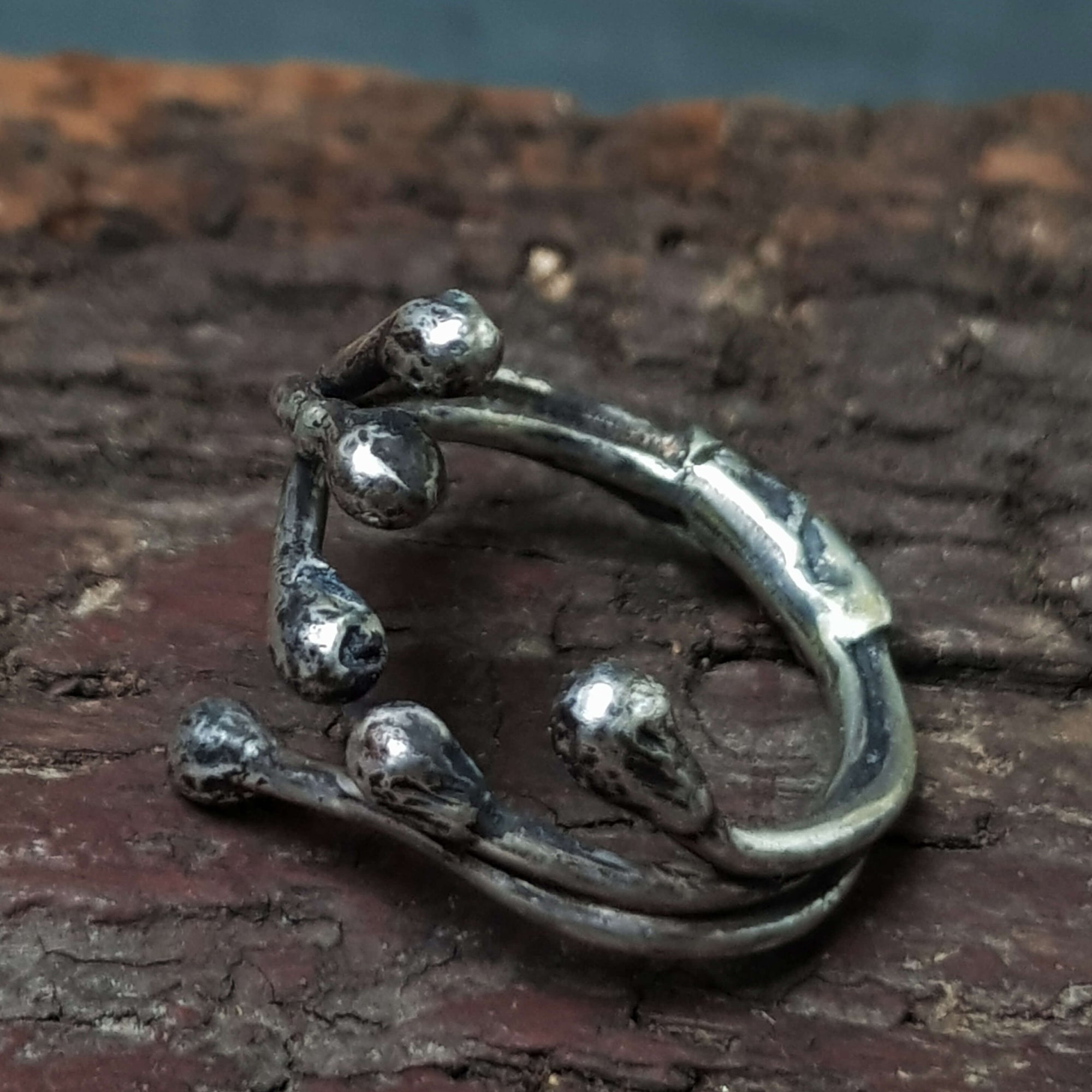 silver wire ring, alternative simple style, handmade silver ring by roff. burnt matches look ring