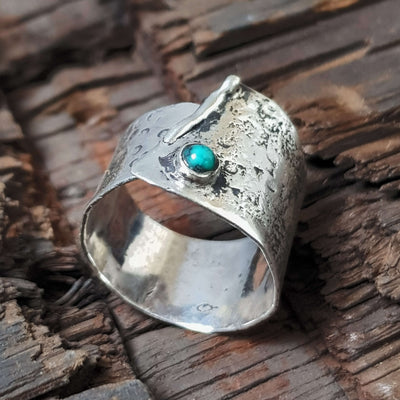 Oxidized silver ring with turquoise. Handmade ring by roff jewellery