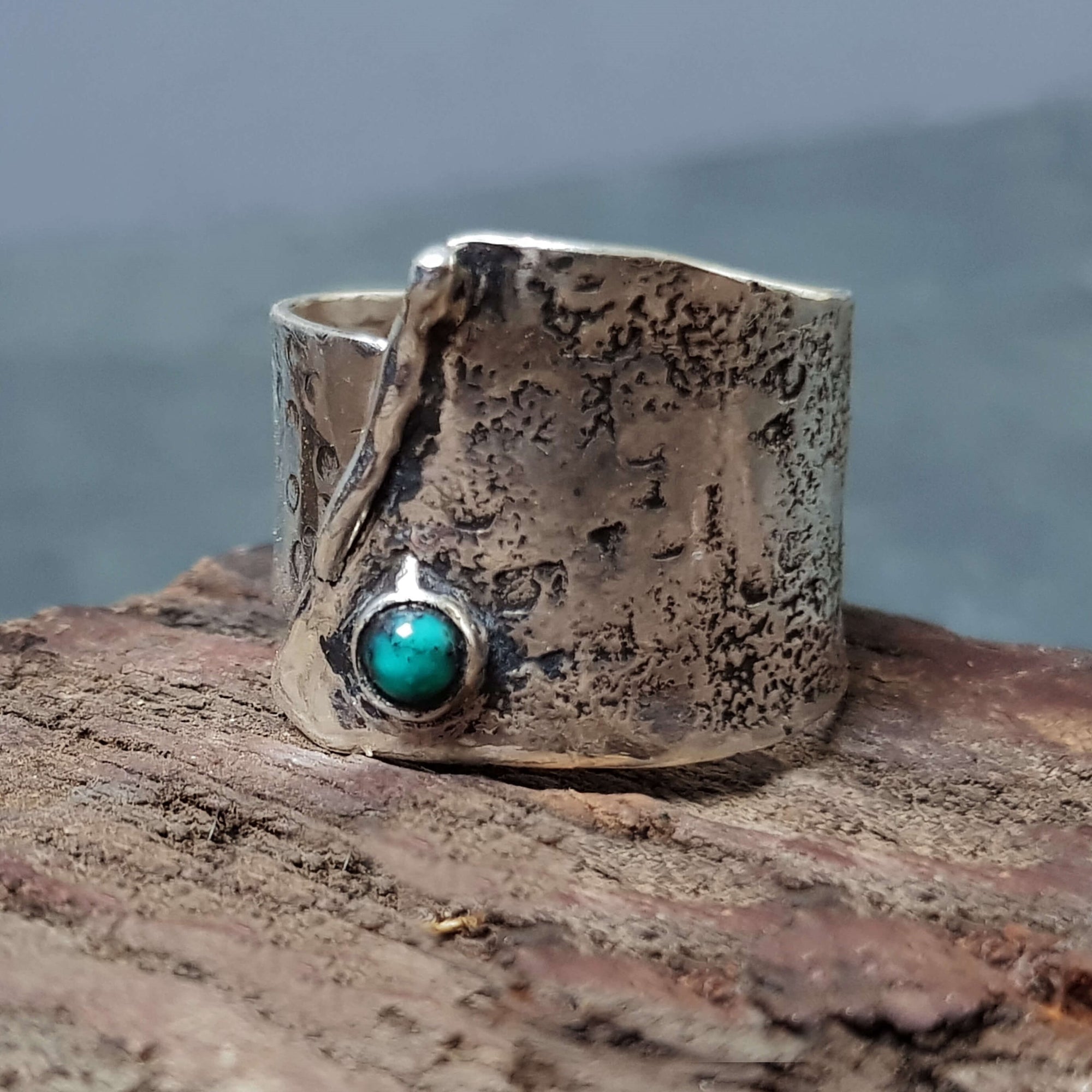 Turquoise Ring Vintage Style - Handcrafted in Nepal - DharmaShop